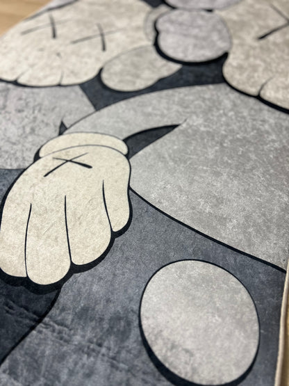 KAWS Halı