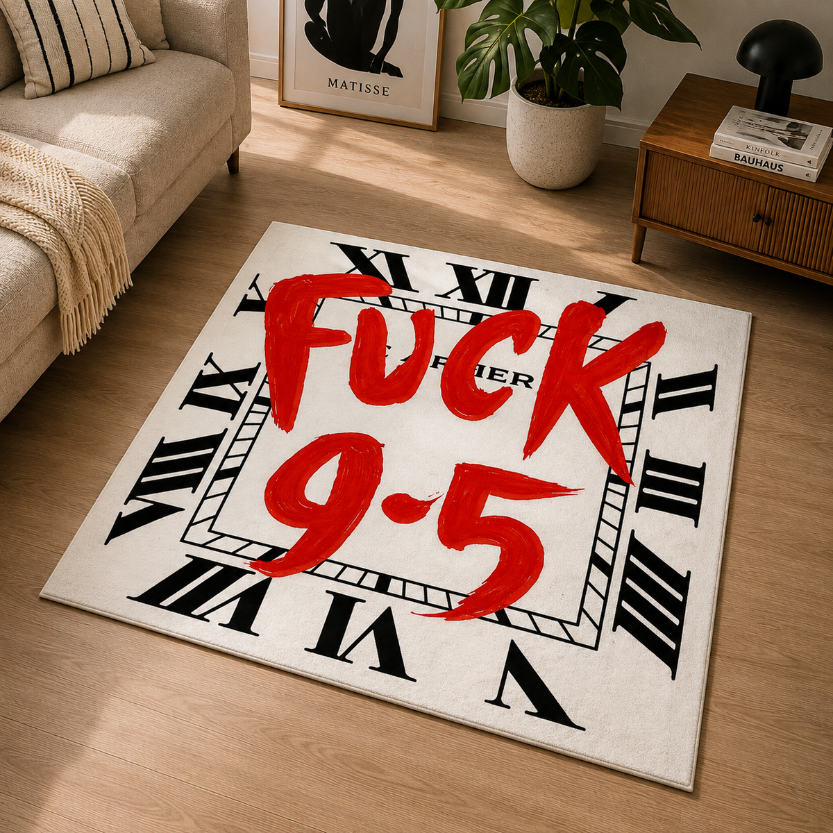 F*ck 9-5 Saat Tasarımlı Kare Halı dekorasyon ve oda mockup görünümü - RugWest