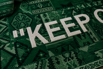 Keep Off Etnik Patchwork Tasarım Halı dekorasyonda kullanım örneği - RugWest